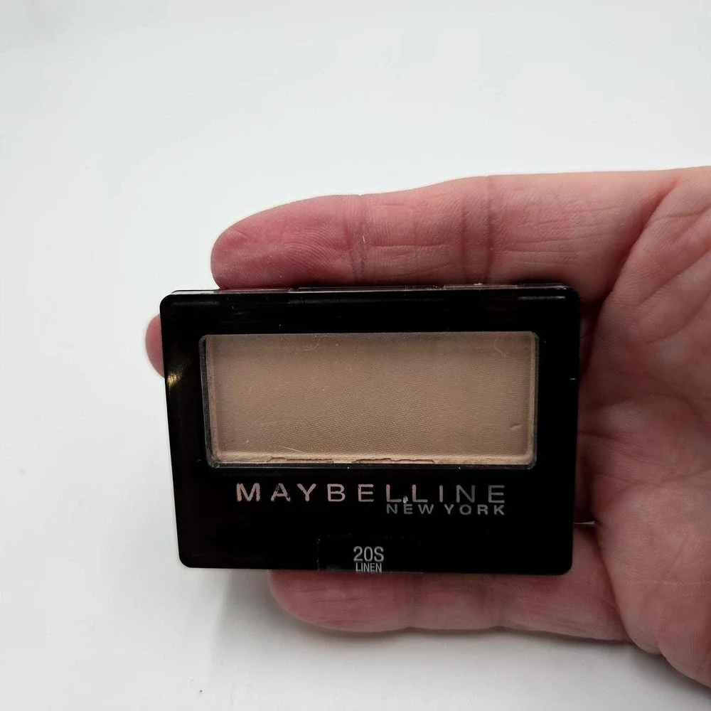 Maybelline New York Expert Wear Eyeshadow The Glo Down